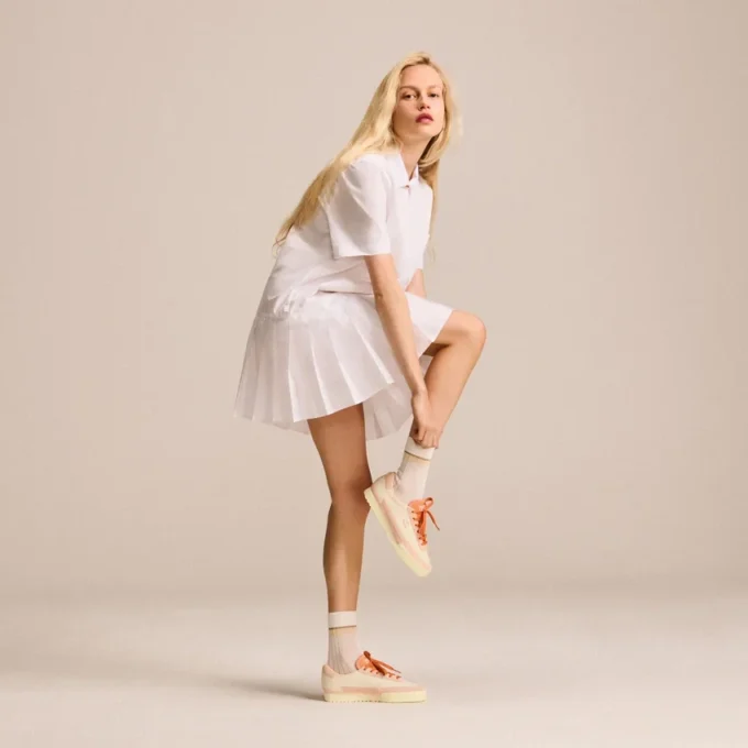 Aura-skinnsneakers for kvinner