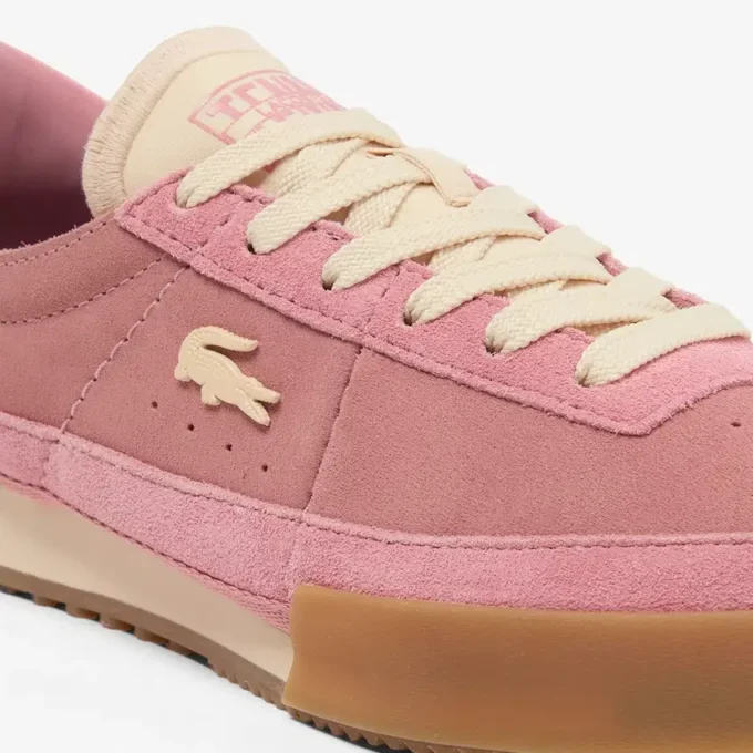 Aura-sneakers i semsket skinn for kvinner