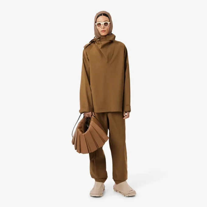 Balaclava i ribbestrikket design