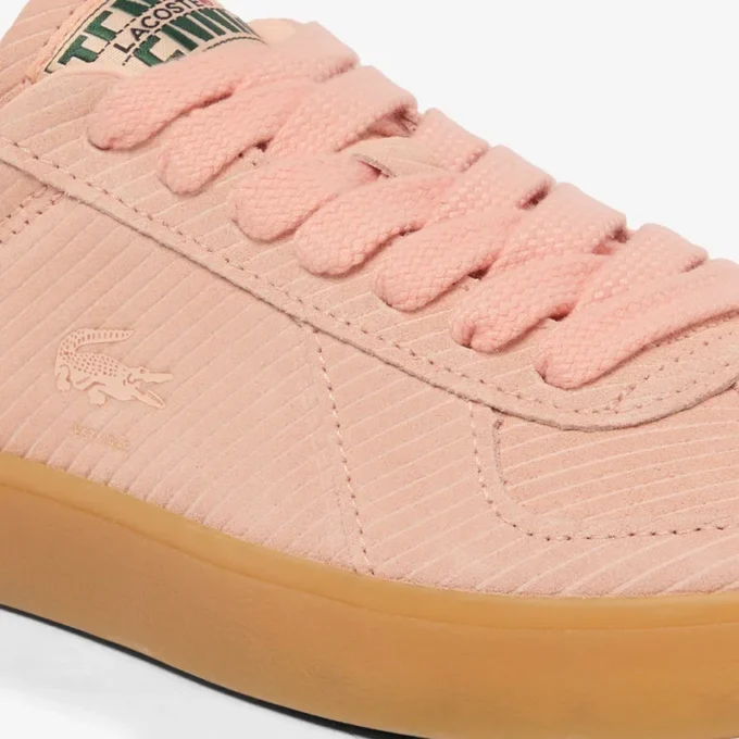 Baseshot Pro-sneakers i semsket skinn for kvinner