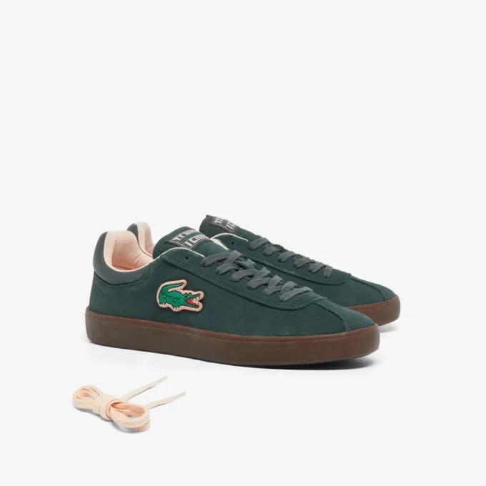 Baseshot-sneakers i semsket skinn for kvinner