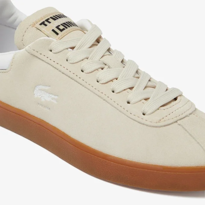 Baseshot-sneakers i semsket skinn for kvinner