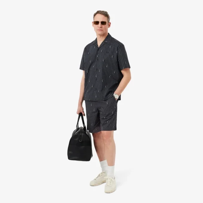 Bomullsshorts med krokodilleprint og striper