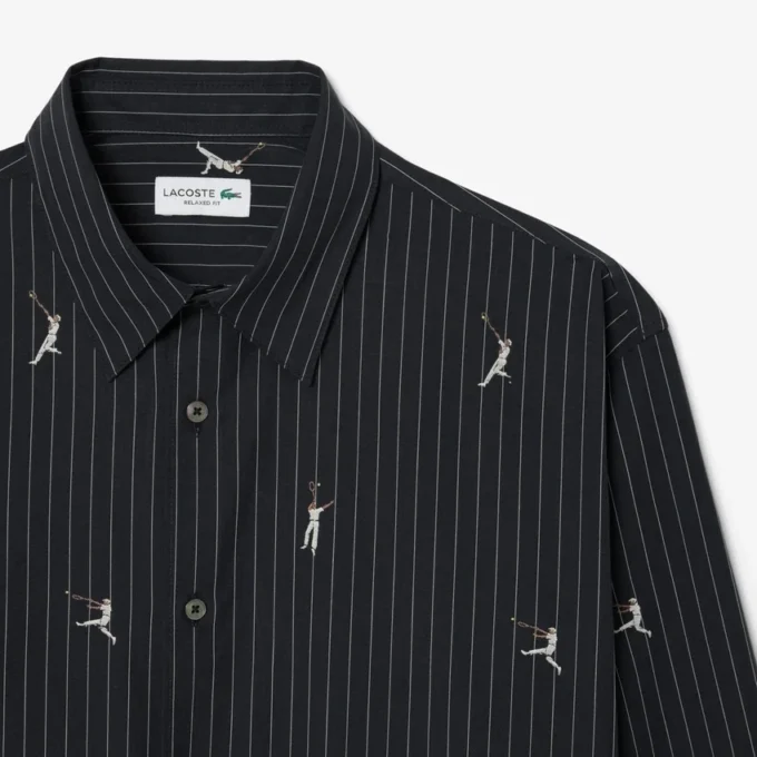 Bomullsskjorte med brodert motiv og avslappet passform