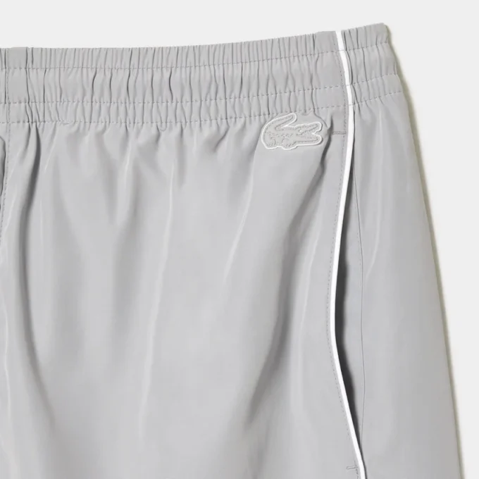 Broderte shorts i avslappet passform for menn