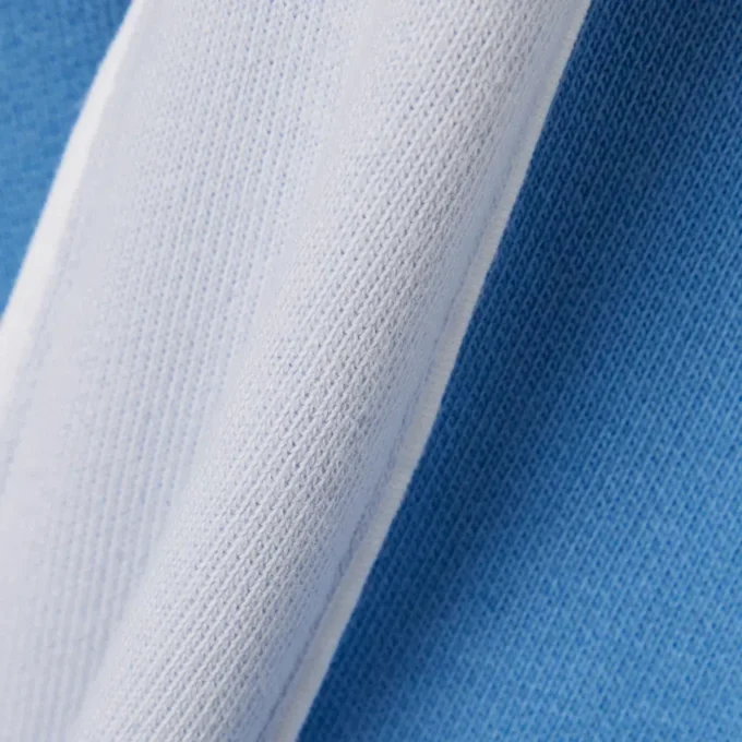 Fleece-shorts med fargeblokker