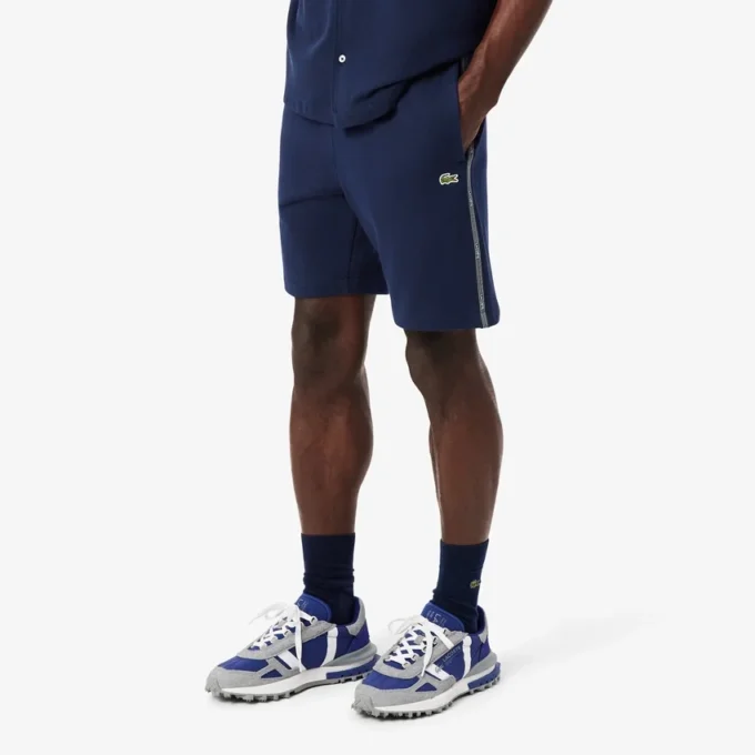 Fleece-shorts med logo-striper i normal passform