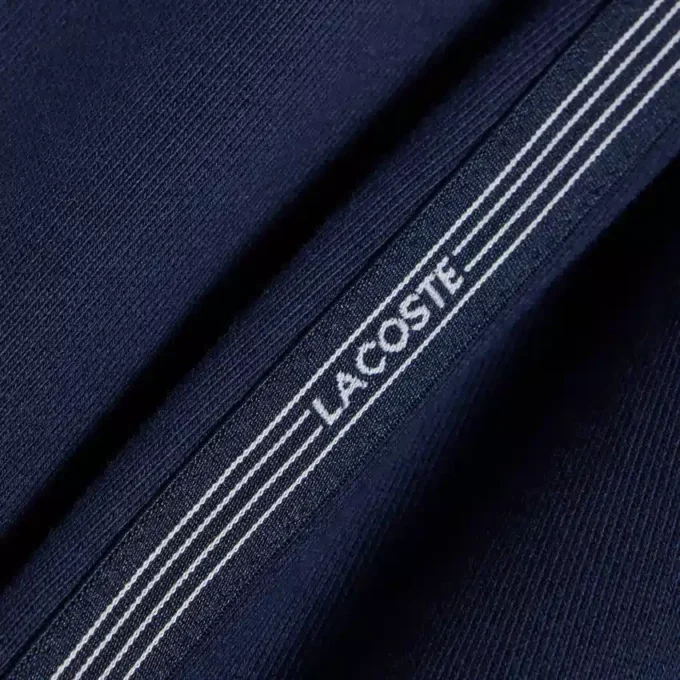 Fleece-shorts med logo-striper i normal passform