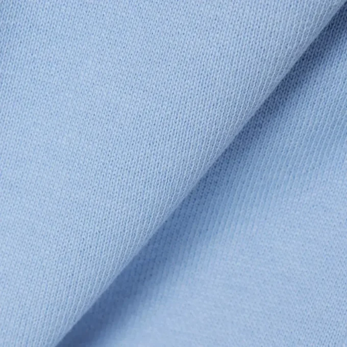 Fleece-shorts med regular fit og fargeblokker