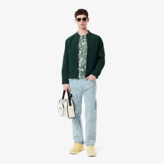 Herrejeans i rett snitt med trykt motiv