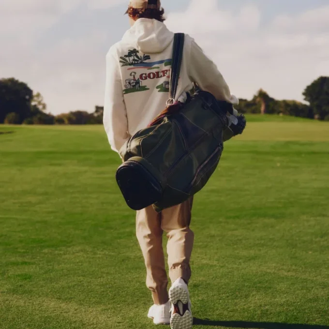 Hettegenser med golfmotiv