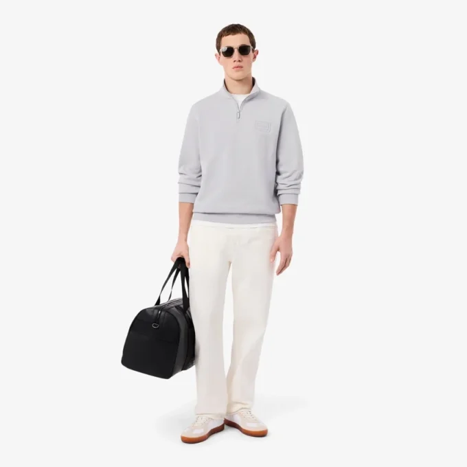 Høyhalset sweatshirt med glidelås og preget mønster