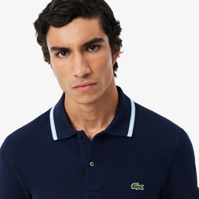 L.12.12-pologensere i regular fit med dekorative detaljer for menn