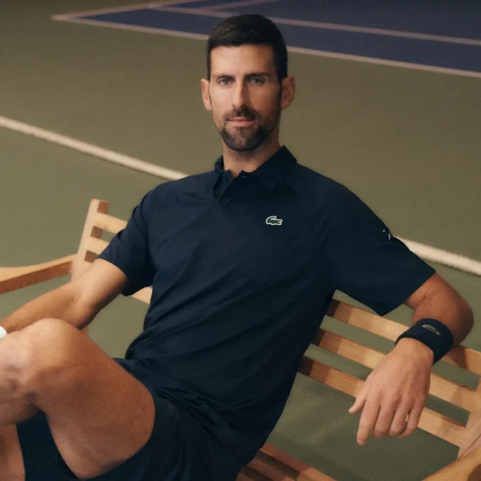Lacoste Tennis X Novak Djokovic på banen Polo