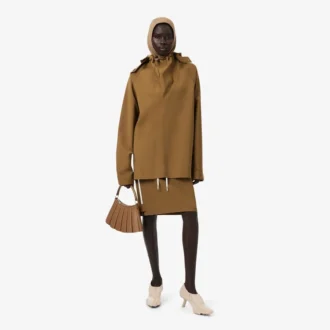 Lærsneakers for kvinner fra Runway