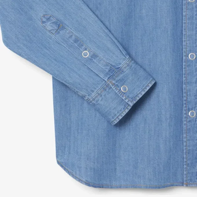 Lett denimskjorte for menn med normal passform