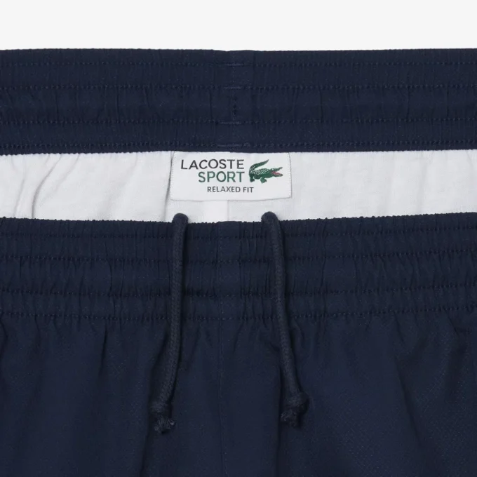 Lette tennisshorts med fargestriper for menn