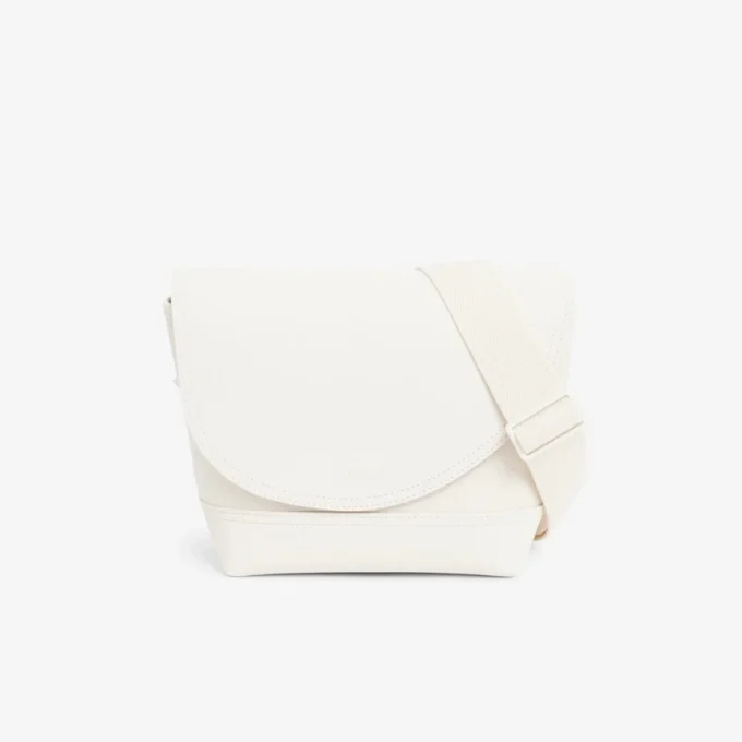 Liten Club Lacoste-messengerveske