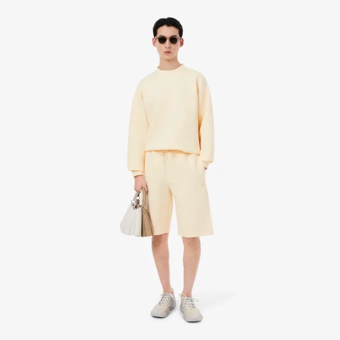 Løstsittende brodert sweatshirt