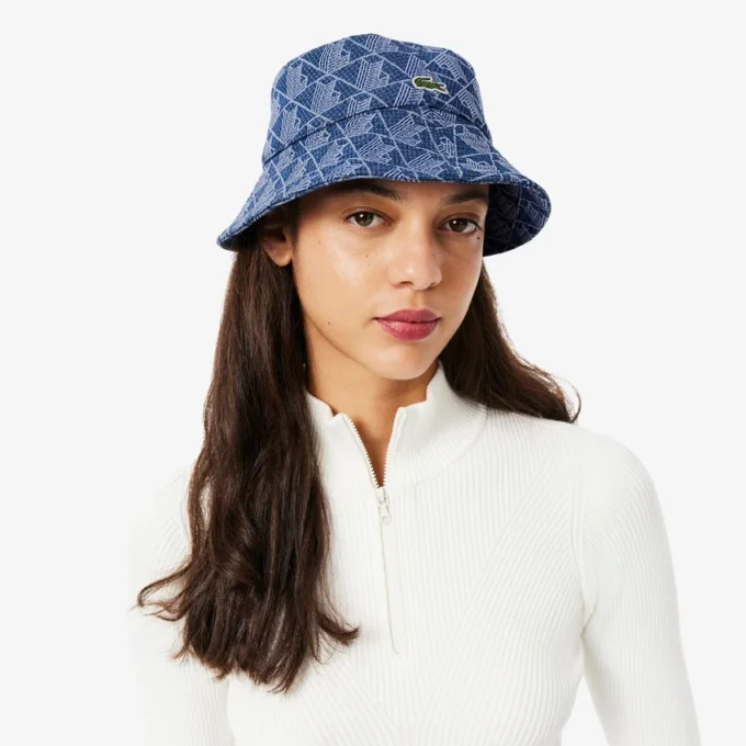 Monogram-buckethat for kvinner