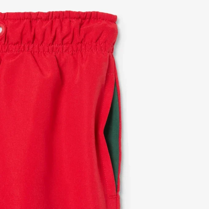 Monokromatiske badetrunks med fôr
