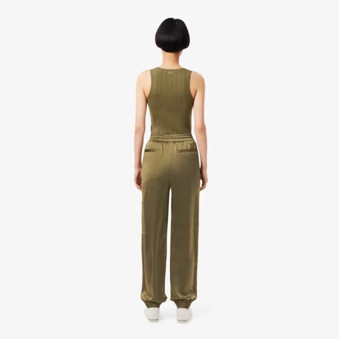 Oversized joggebukse i sateng for kvinner
