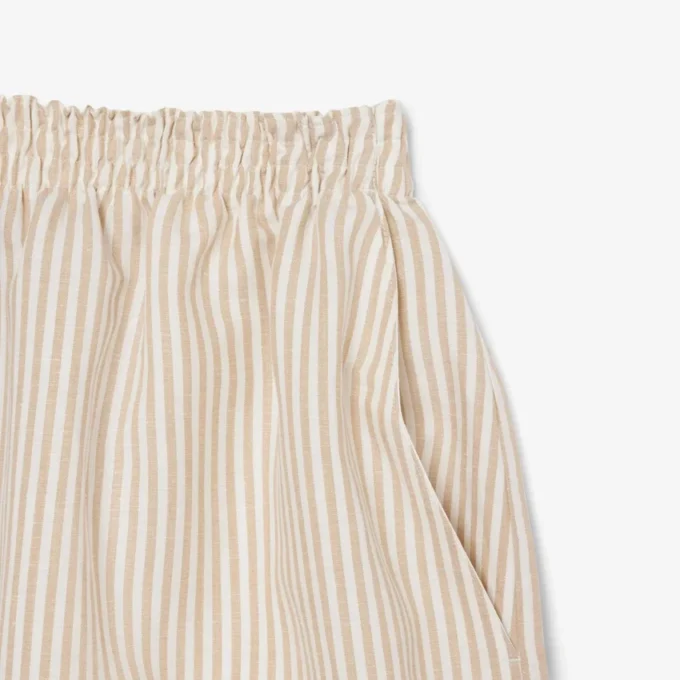 Oversized shorts i linblanding