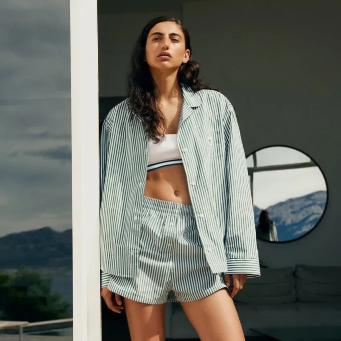 Oversized stripete pyjamasett i poplin