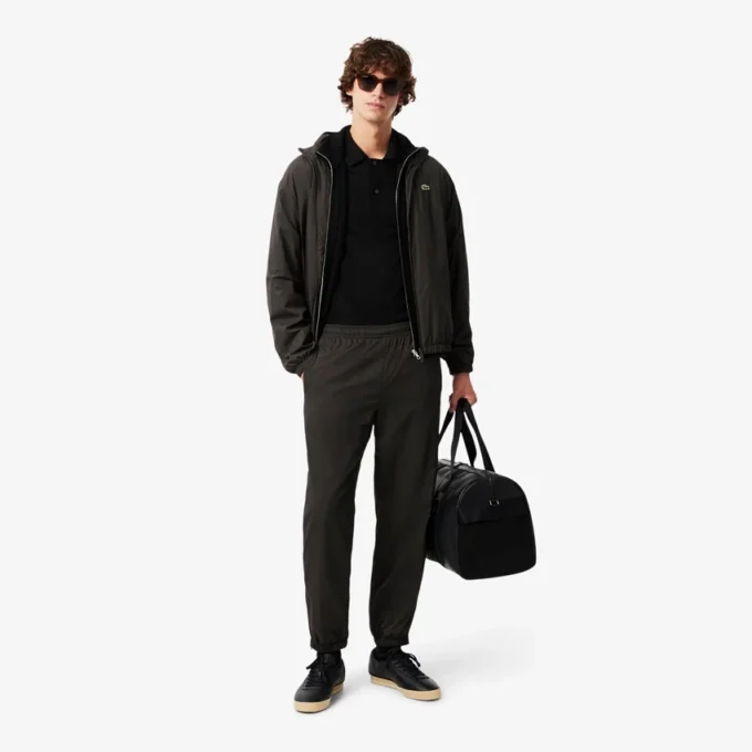 Paris Classic Fit-pologensere med åpen hals og broderi for menn