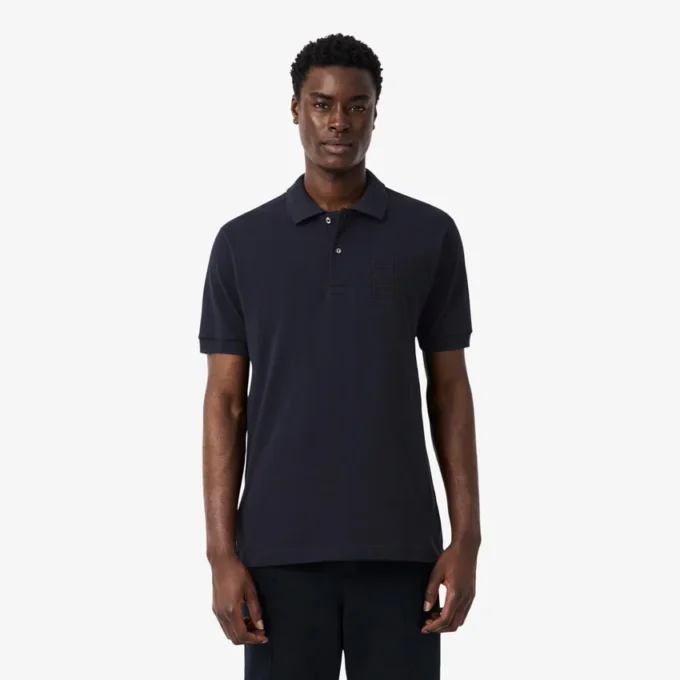 Petit Piqua-polo med klassisk passform og broderidetaljer