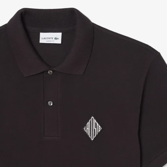 Polo med klassisk passform og logo-detalj