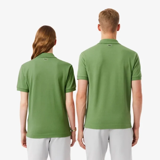 Polo med klassisk passform og preget logo
