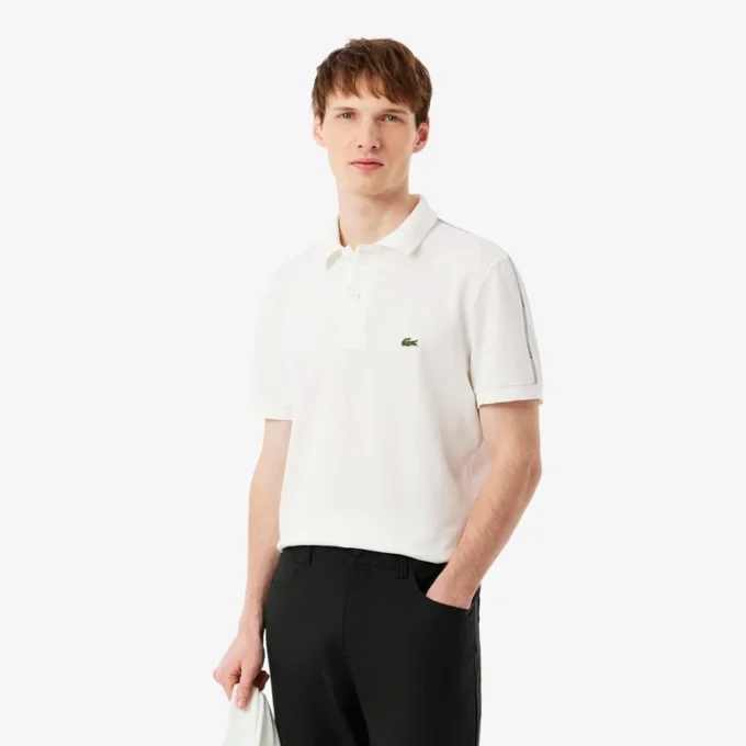 Polo med logo-stripe i normal passform