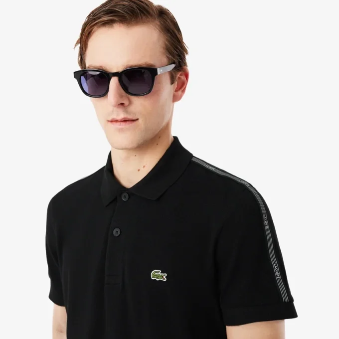 Polo med logo-stripe i normal passform