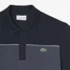 Polo med regular fit og fargeblokker