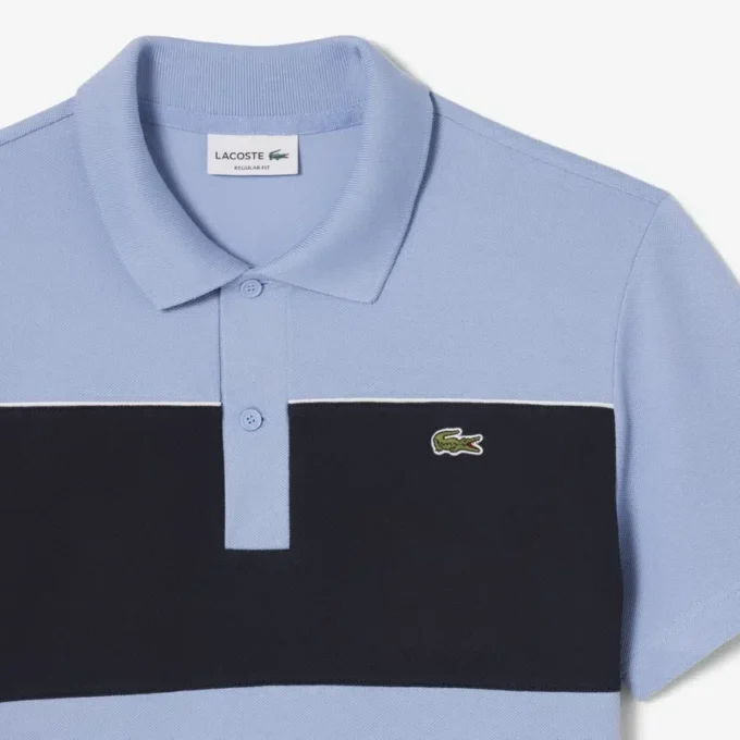 Polo med regular fit og fargeblokker