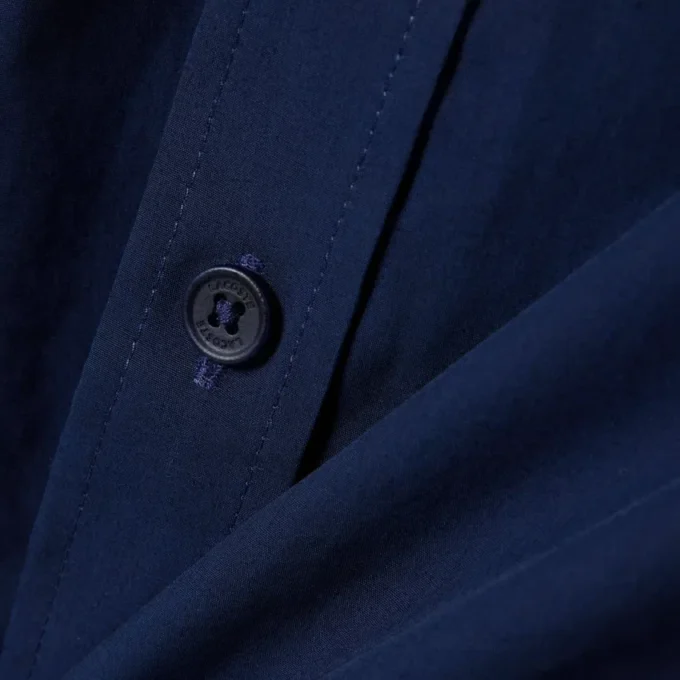 Poplin-skjorte med kort erme og normal passform