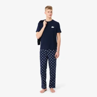 Pyjamasett i bomull med krokodilletrykk