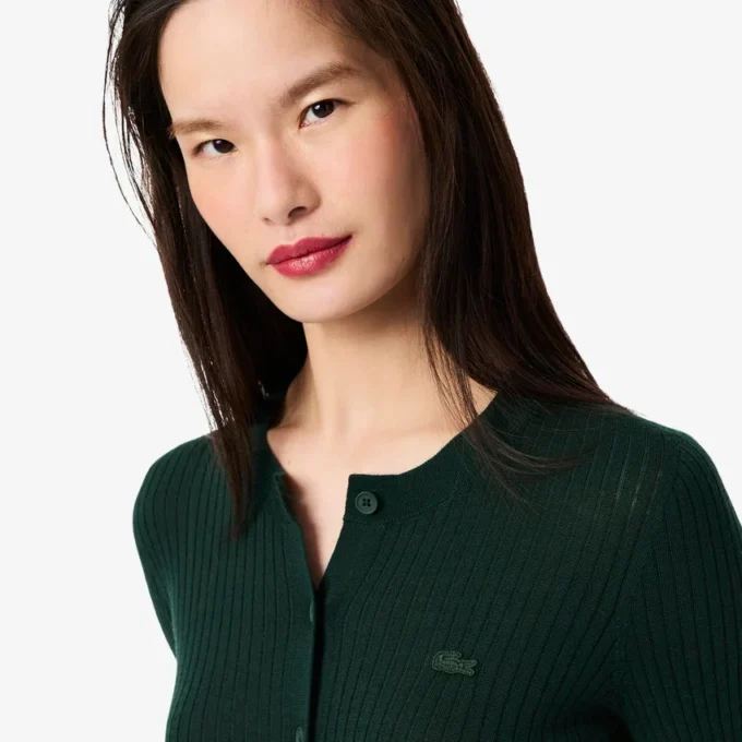 Ribbestrikket cardigan i merinoull for kvinner