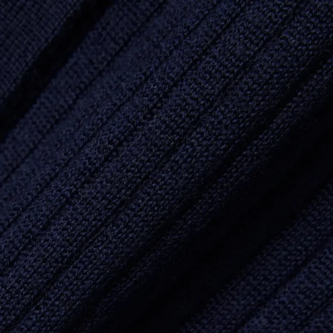 Ribbestrikket cardigan i merinoull for kvinner