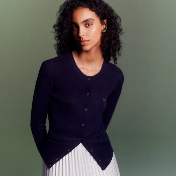 Ribbestrikket cardigan i merinoull for kvinner