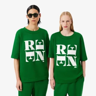 Runway Satin T-skjorte med grafisk trykk