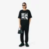Runway Satin T-skjorte med grafisk trykk