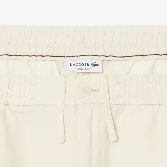 Shorts i linblanding med twillmønster og normal passform