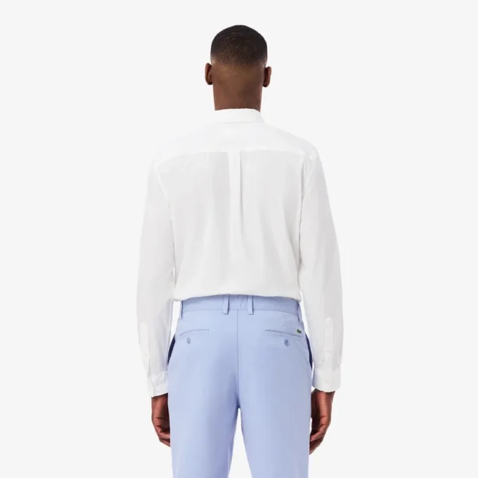 Skjorte i poplin med stretch og normal passform