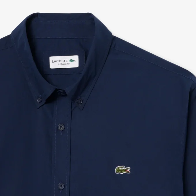 Skjorte i poplin med stretch og normal passform