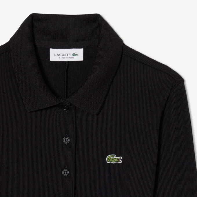 Slim fit-kjole i ribbet bomull med polokrage for damer