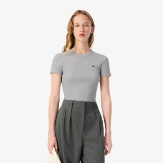 Slim fit ribbet bomulls-T-skjorte for kvinner
