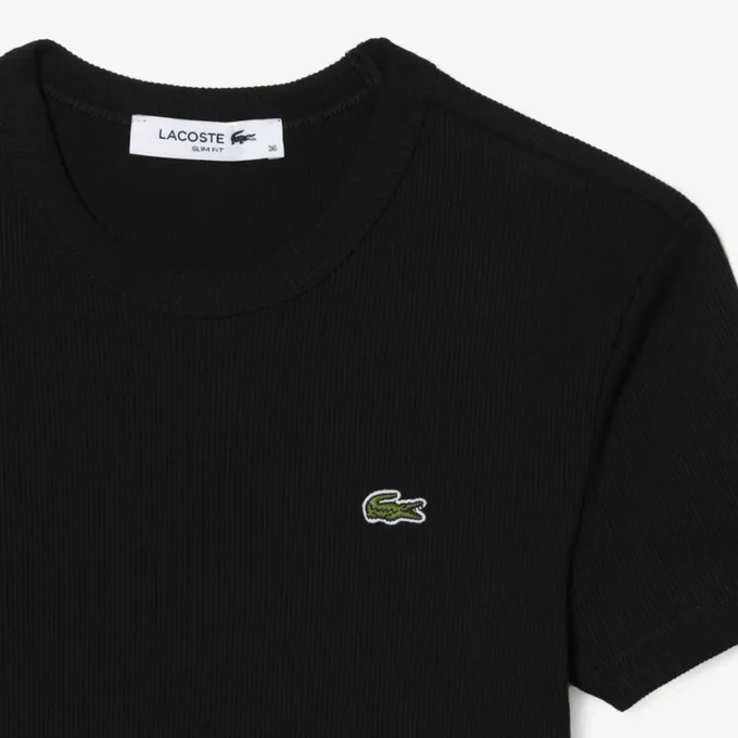 Slim fit ribbet bomulls-T-skjorte for kvinner