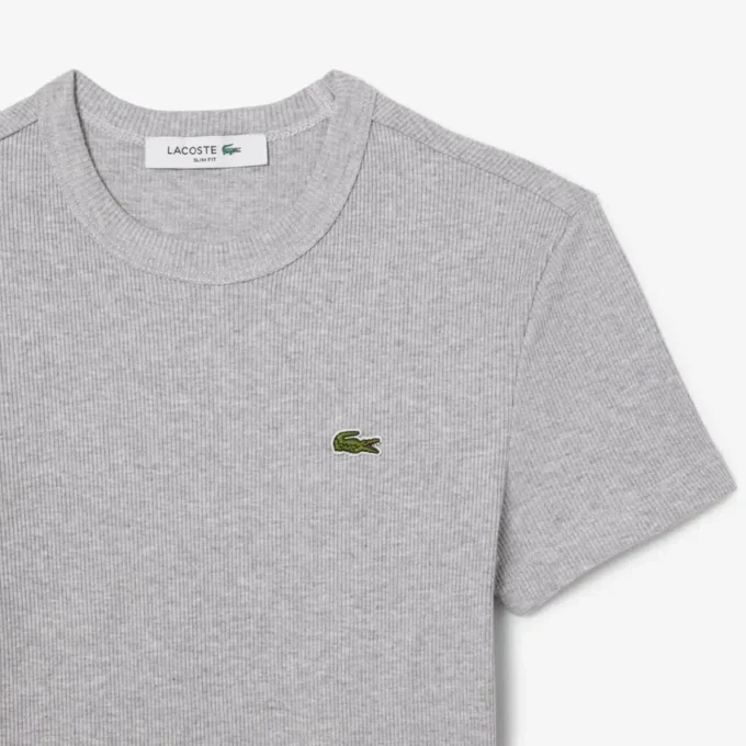 Slim fit ribbet bomulls-T-skjorte for kvinner